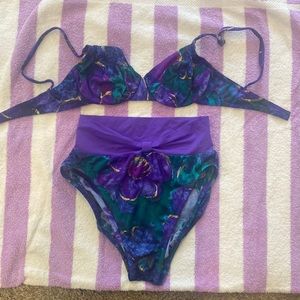 Vintage 2 piece DeWeese swim suit